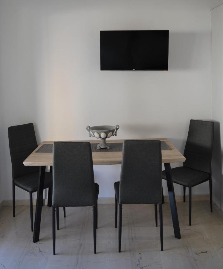 Apartamento Anezinas place Perissa  Exterior foto