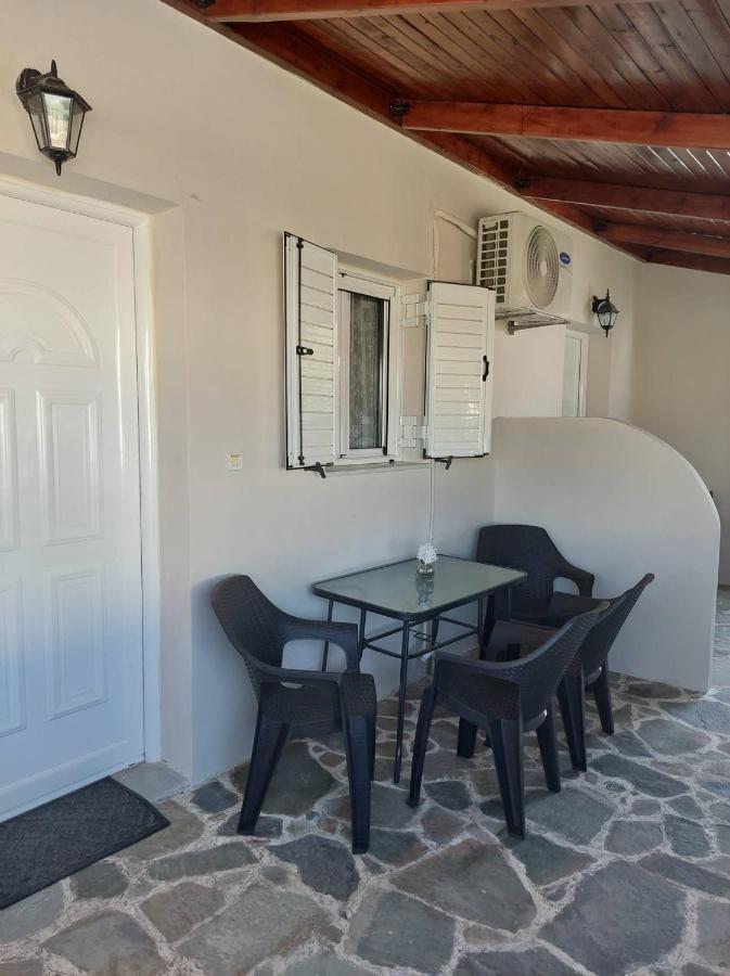 Apartamento Anezinas place Perissa  Exterior foto